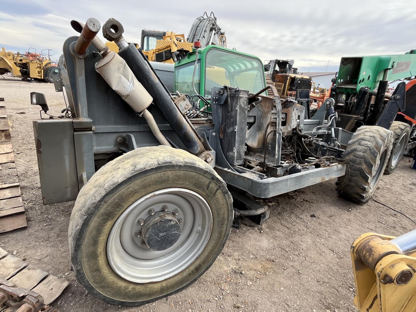 ./imagenes/INVOICE/2019/16984/MONTACARGAS  JLG G12-55A (39).JPG